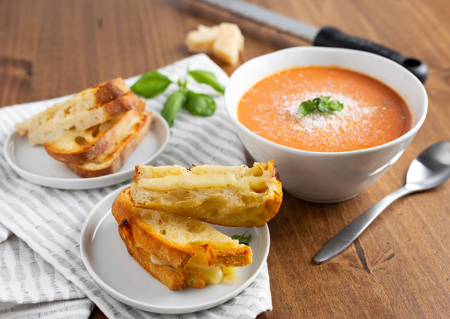 AIR FRYER GRILLED CHEESE WITH TOMATO SOUP - Pantry Planner